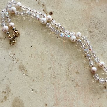 Clear Crystals with Pearls Necklace